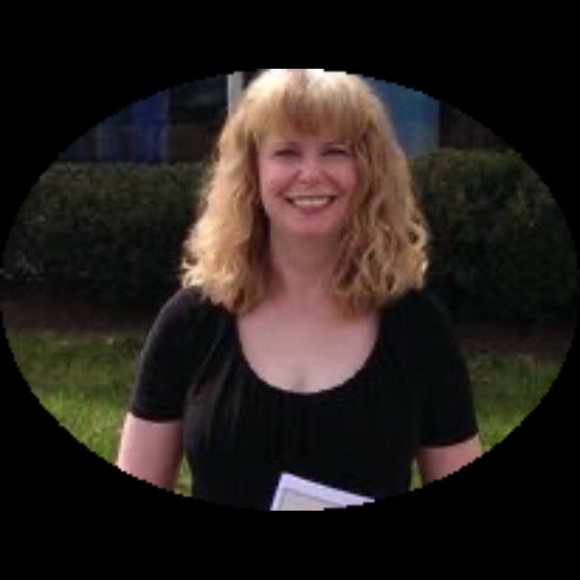 Meet your Posher, Rebecca - Picture 14 of 14